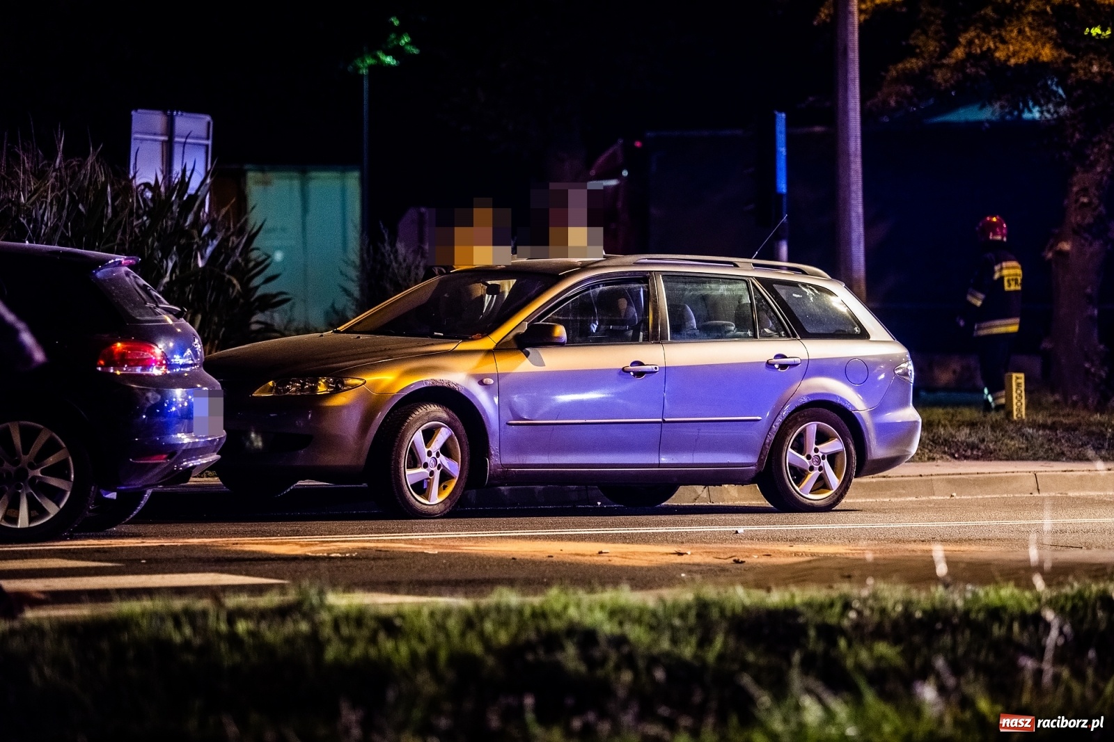 Zdjęcie w galerii na portalu naszraciborz.pl: Zderzenie na mycie. Kilka osób rannych [FOTO]  wiadomości z regionu