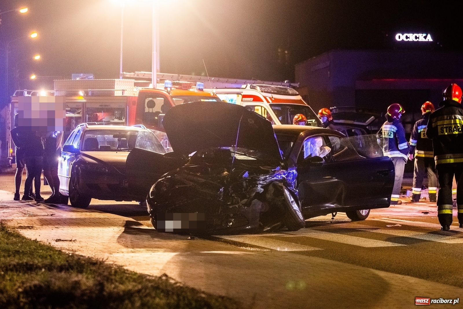 Zdjęcie w galerii na portalu naszraciborz.pl: Zderzenie na mycie. Kilka osób rannych [FOTO]  wiadomości z regionu
