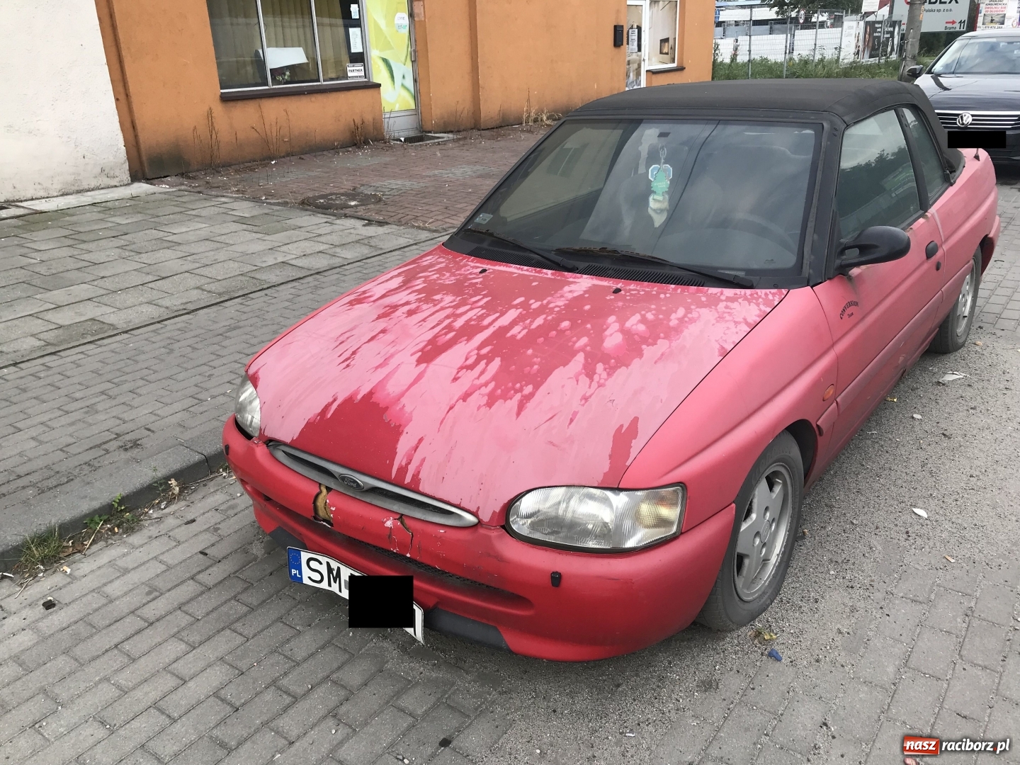 Zdjęcie w galerii na portalu naszraciborz.pl: Policja przypomina jak pozbyć się wraku. Korzystamy z porady  wiadomości z regionu