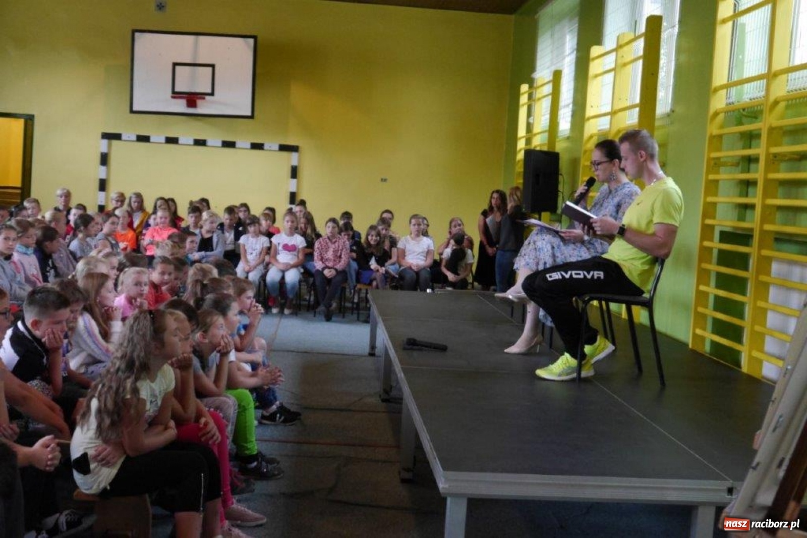 Zdjęcie w galerii na portalu naszraciborz.pl: Narodowe Czytanie 2019 w Rudach za nami wiadomości z regionu