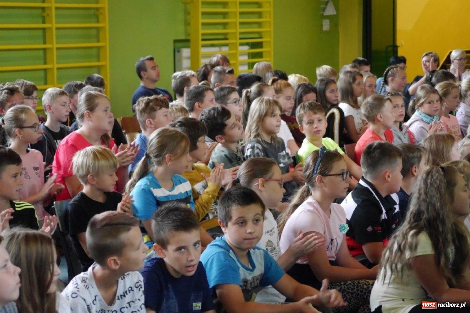 Zdjęcie w galerii na portalu naszraciborz.pl: Narodowe Czytanie 2019 w Rudach za nami wiadomości z regionu