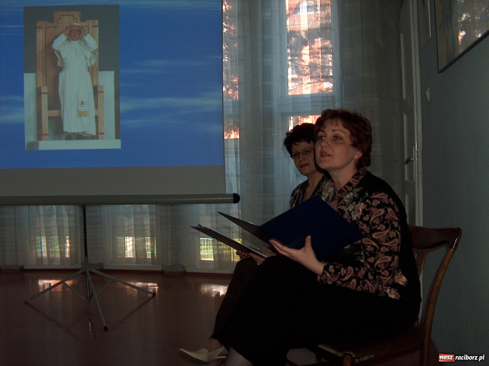 Zdjęcie w galerii na portalu naszraciborz.pl: Adapter, winyle, Janowski i Niedźwiecki [FOTO] wiadomości z regionu