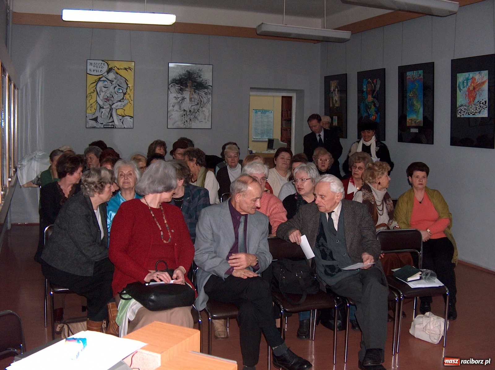 Zdjęcie w galerii na portalu naszraciborz.pl: Adapter, winyle, Janowski i Niedźwiecki [FOTO] wiadomości z regionu