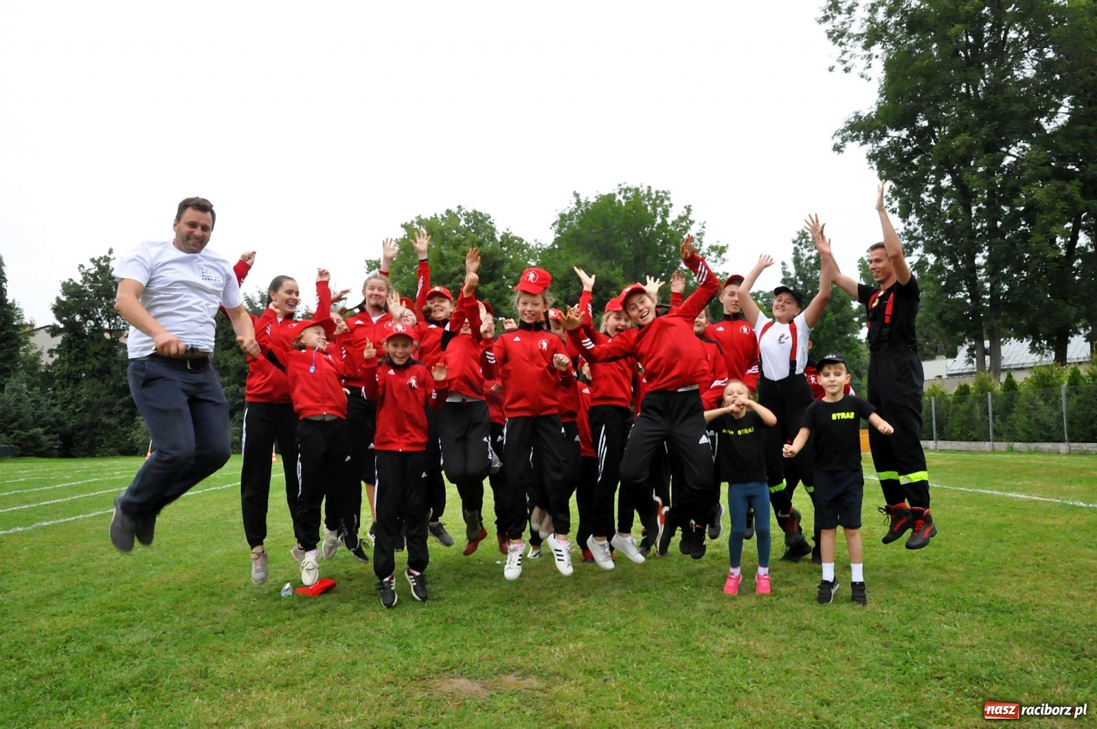 Zdjęcie w galerii na portalu naszraciborz.pl: MDP Samborowice z pucharem starosty raciborskiego [FOTO i WIDEO] wiadomości z regionu