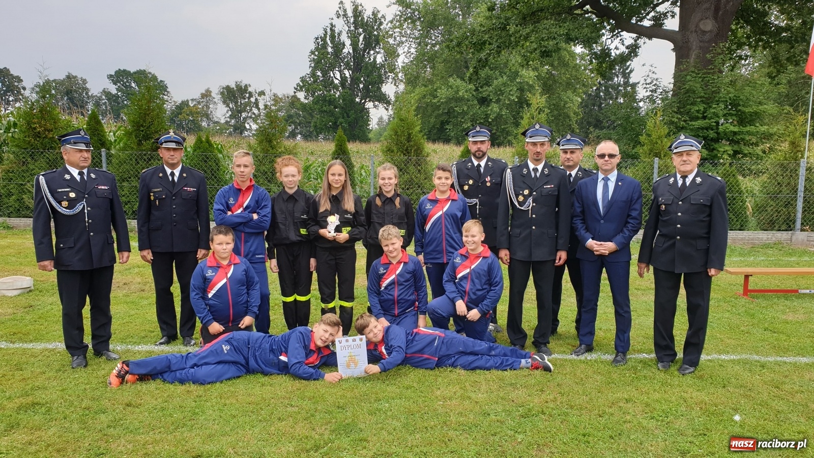 Zdjęcie w galerii na portalu naszraciborz.pl: MDP Samborowice z pucharem starosty raciborskiego [FOTO i WIDEO] wiadomości z regionu