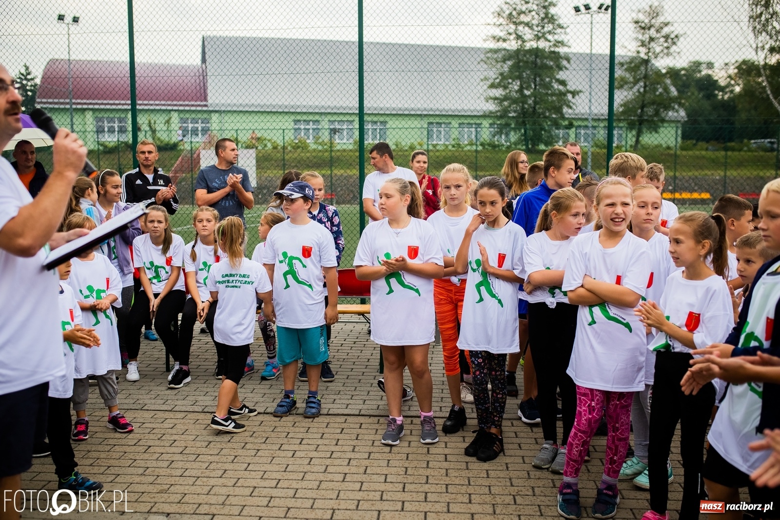 Zdjęcie w galerii na portalu naszraciborz.pl: Wolni od przemocy i uzależnień. Bieg profilaktyczny w Krzanowicach [FOTO i WIDEO] wiadomości z regionu