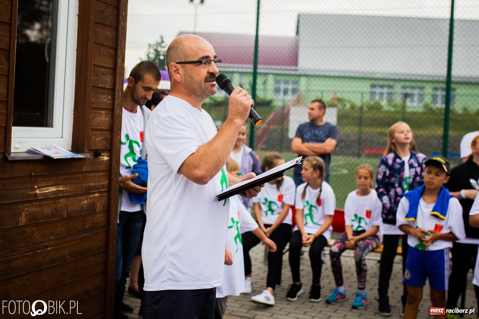 Zdjęcie w galerii na portalu naszraciborz.pl: Wolni od przemocy i uzależnień. Bieg profilaktyczny w Krzanowicach [FOTO i WIDEO] wiadomości z regionu