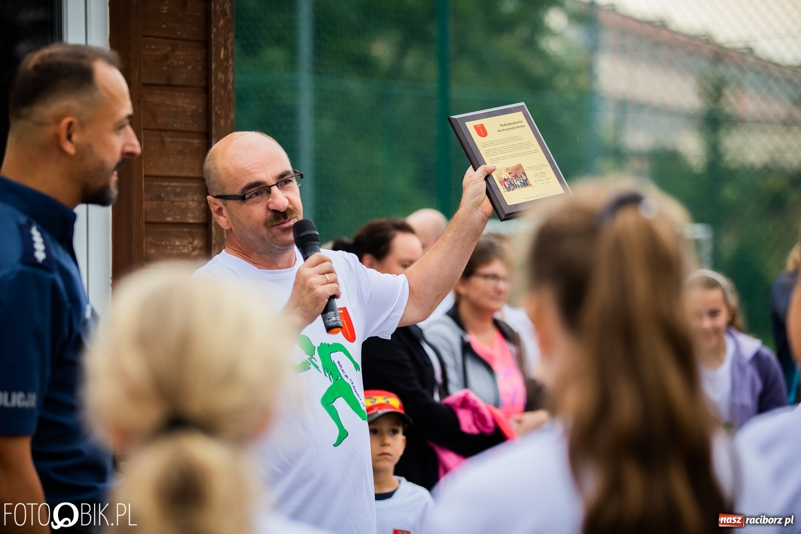Zdjęcie w galerii na portalu naszraciborz.pl: Wolni od przemocy i uzależnień. Bieg profilaktyczny w Krzanowicach [FOTO i WIDEO] wiadomości z regionu