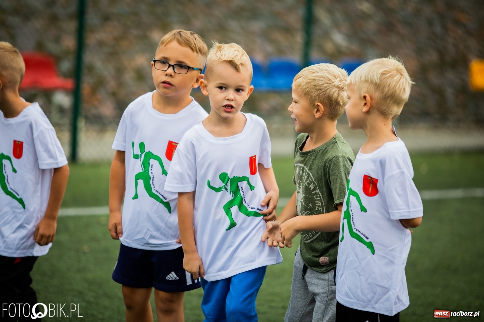 Zdjęcie w galerii na portalu naszraciborz.pl: Wolni od przemocy i uzależnień. Bieg profilaktyczny w Krzanowicach [FOTO i WIDEO] wiadomości z regionu