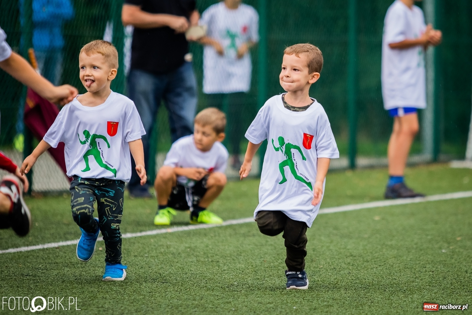 Zdjęcie w galerii na portalu naszraciborz.pl: Wolni od przemocy i uzależnień. Bieg profilaktyczny w Krzanowicach [FOTO i WIDEO] wiadomości z regionu