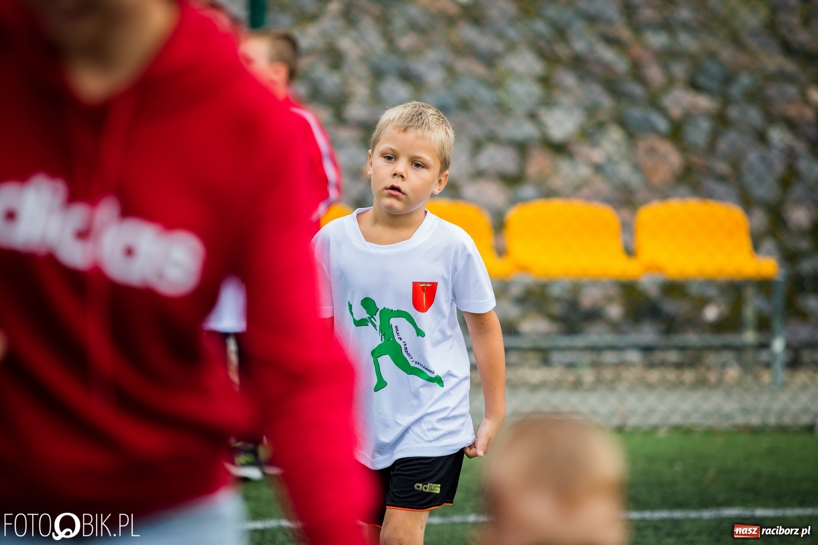 Zdjęcie w galerii na portalu naszraciborz.pl: Wolni od przemocy i uzależnień. Bieg profilaktyczny w Krzanowicach [FOTO i WIDEO] wiadomości z regionu