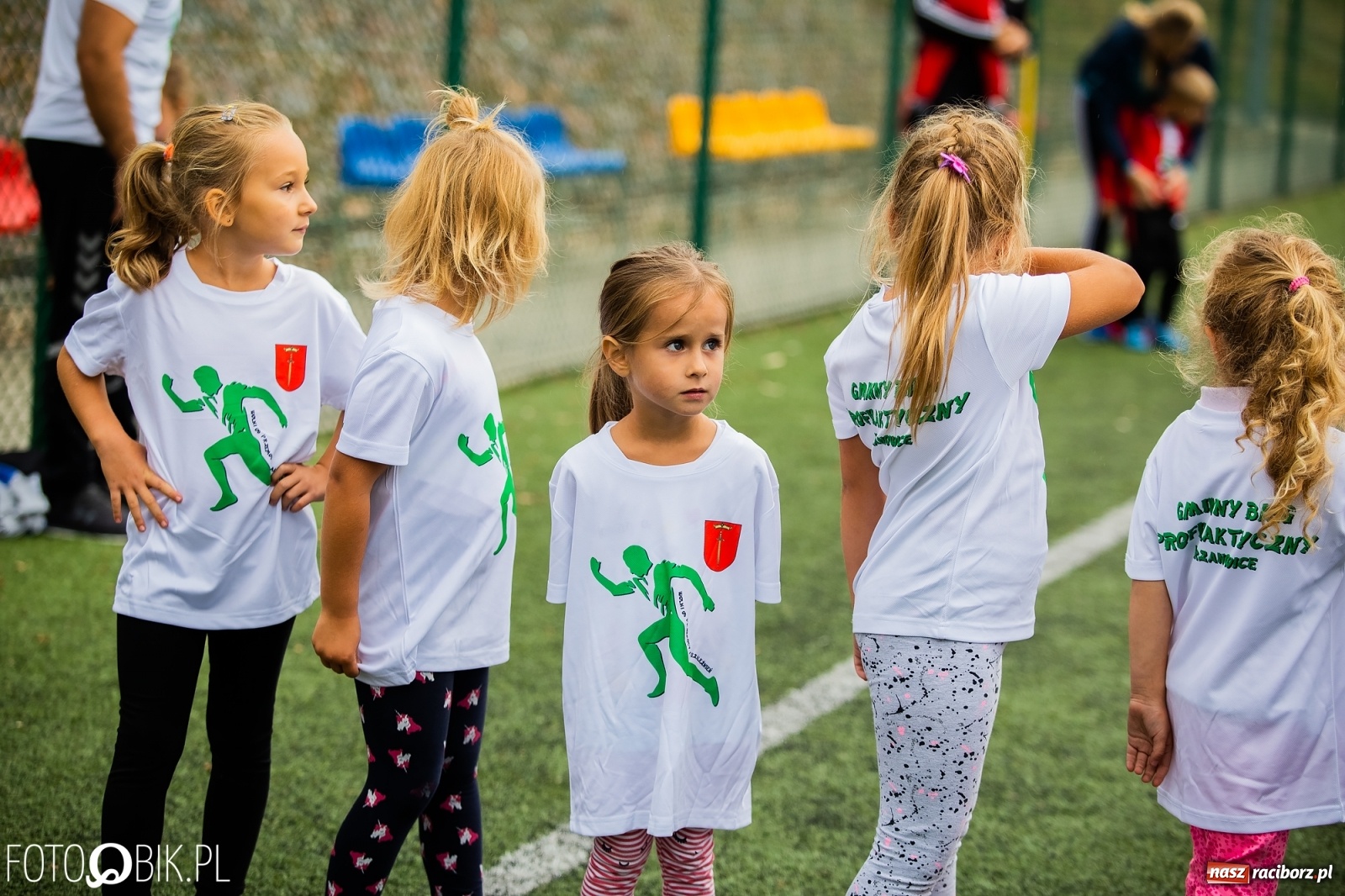 Zdjęcie w galerii na portalu naszraciborz.pl: Wolni od przemocy i uzależnień. Bieg profilaktyczny w Krzanowicach [FOTO i WIDEO] wiadomości z regionu