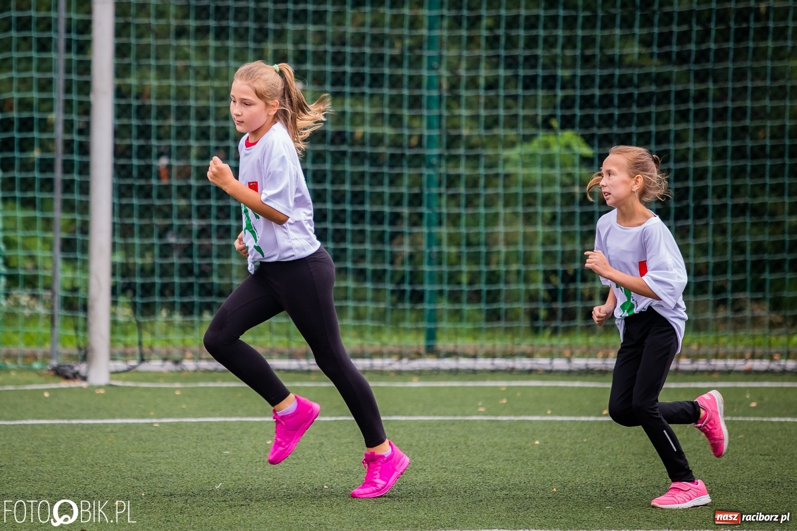 Zdjęcie w galerii na portalu naszraciborz.pl: Wolni od przemocy i uzależnień. Bieg profilaktyczny w Krzanowicach [FOTO i WIDEO] wiadomości z regionu