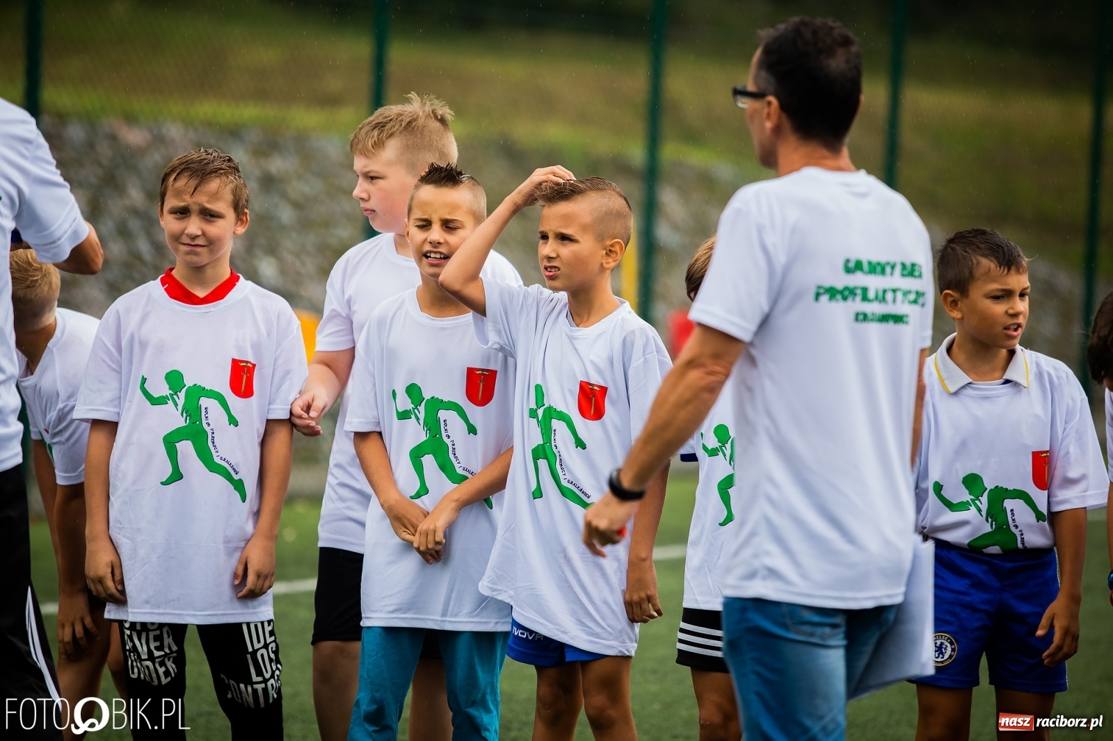 Zdjęcie w galerii na portalu naszraciborz.pl: Wolni od przemocy i uzależnień. Bieg profilaktyczny w Krzanowicach [FOTO i WIDEO] wiadomości z regionu