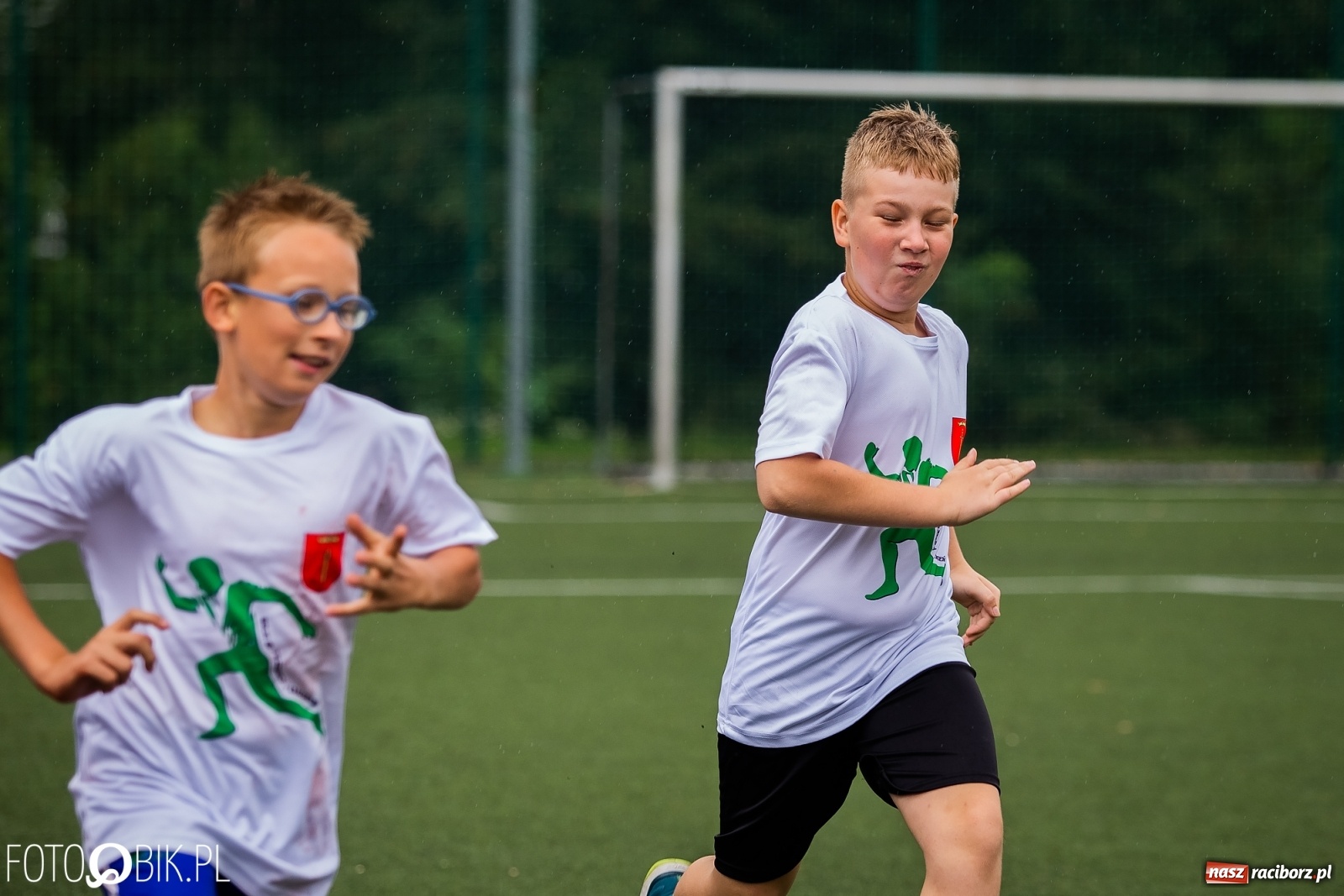Zdjęcie w galerii na portalu naszraciborz.pl: Wolni od przemocy i uzależnień. Bieg profilaktyczny w Krzanowicach [FOTO i WIDEO] wiadomości z regionu