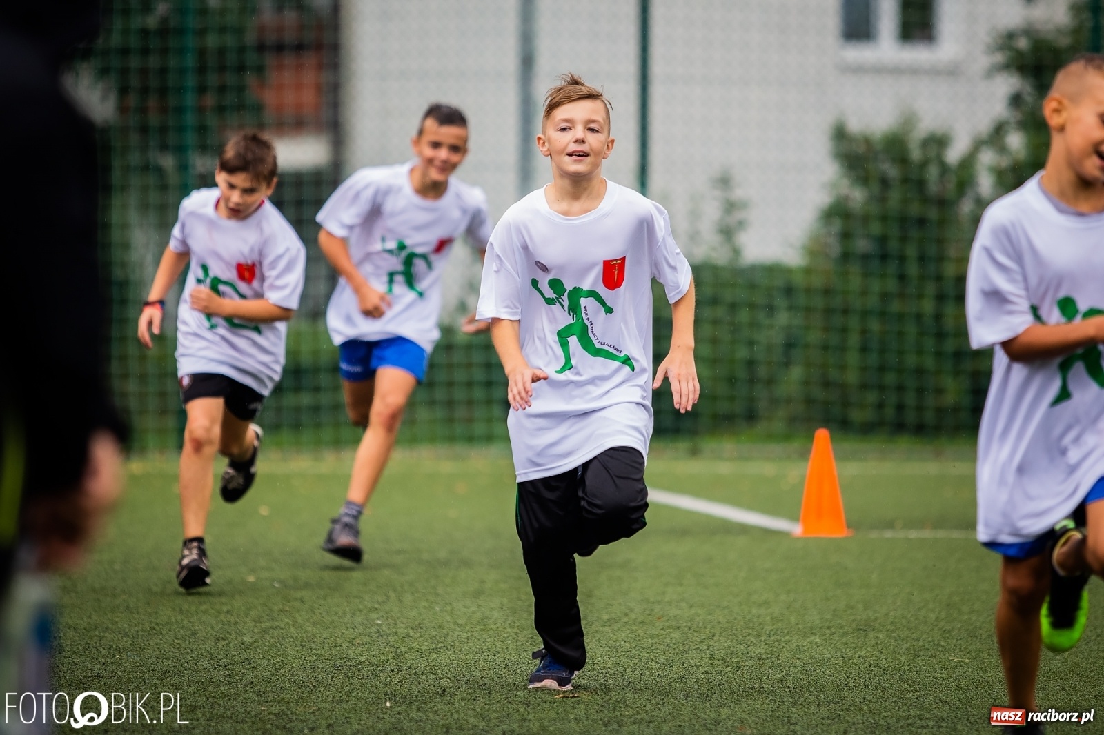Zdjęcie w galerii na portalu naszraciborz.pl: Wolni od przemocy i uzależnień. Bieg profilaktyczny w Krzanowicach [FOTO i WIDEO] wiadomości z regionu