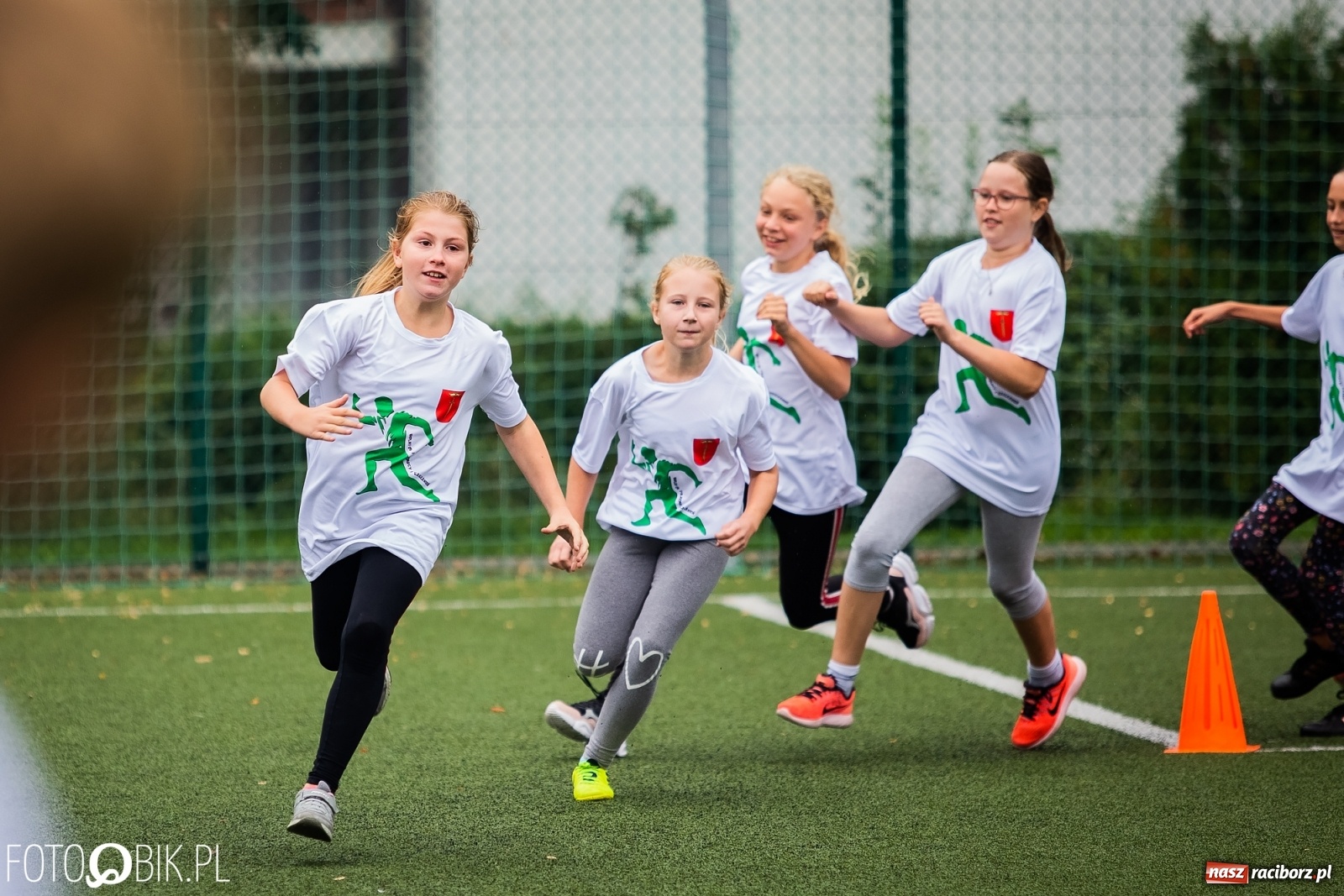 Zdjęcie w galerii na portalu naszraciborz.pl: Wolni od przemocy i uzależnień. Bieg profilaktyczny w Krzanowicach [FOTO i WIDEO] wiadomości z regionu