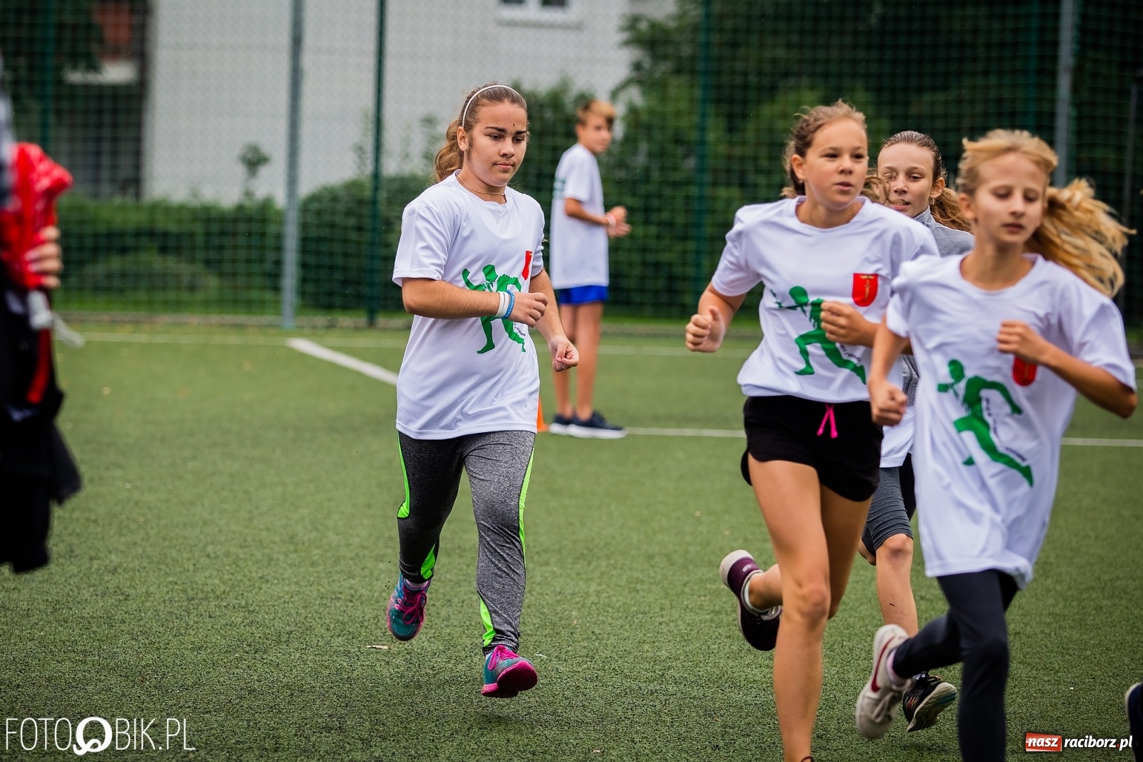 Zdjęcie w galerii na portalu naszraciborz.pl: Wolni od przemocy i uzależnień. Bieg profilaktyczny w Krzanowicach [FOTO i WIDEO] wiadomości z regionu