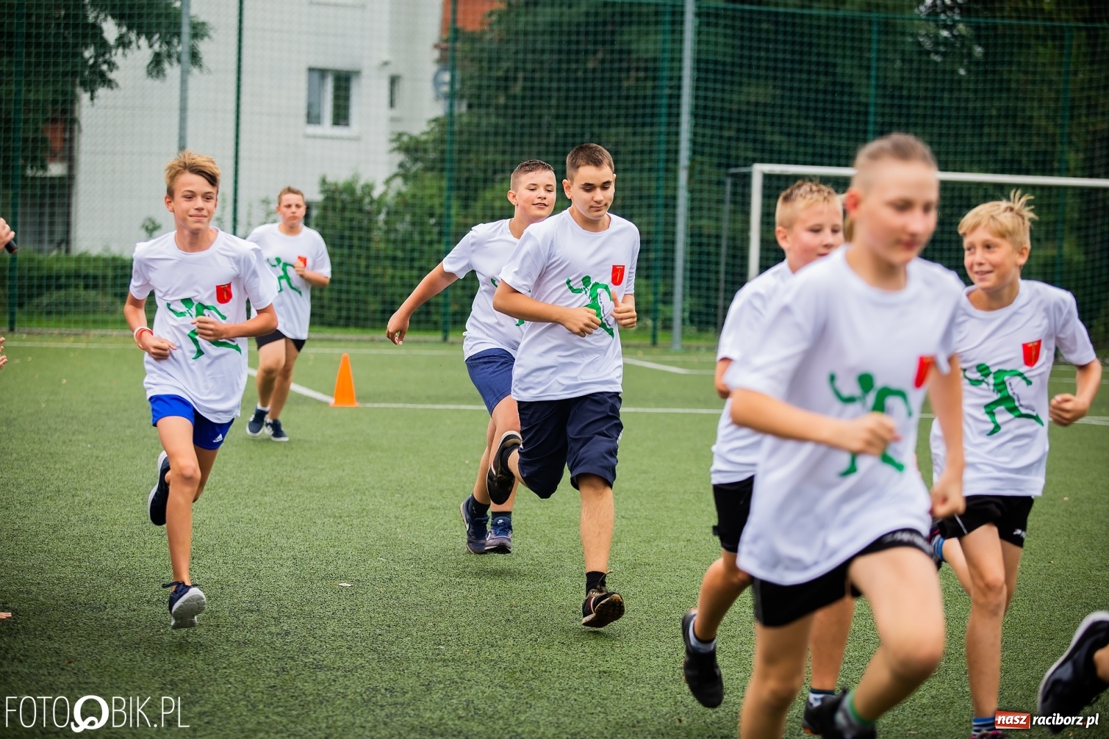 Zdjęcie w galerii na portalu naszraciborz.pl: Wolni od przemocy i uzależnień. Bieg profilaktyczny w Krzanowicach [FOTO i WIDEO] wiadomości z regionu