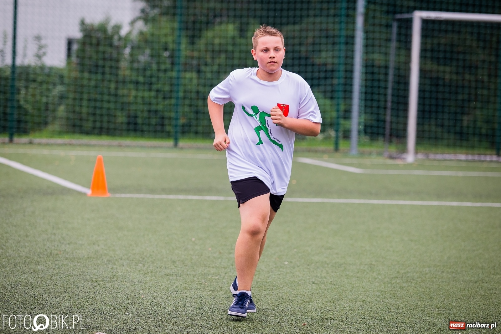 Zdjęcie w galerii na portalu naszraciborz.pl: Wolni od przemocy i uzależnień. Bieg profilaktyczny w Krzanowicach [FOTO i WIDEO] wiadomości z regionu