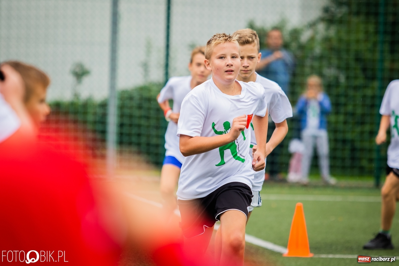 Zdjęcie w galerii na portalu naszraciborz.pl: Wolni od przemocy i uzależnień. Bieg profilaktyczny w Krzanowicach [FOTO i WIDEO] wiadomości z regionu