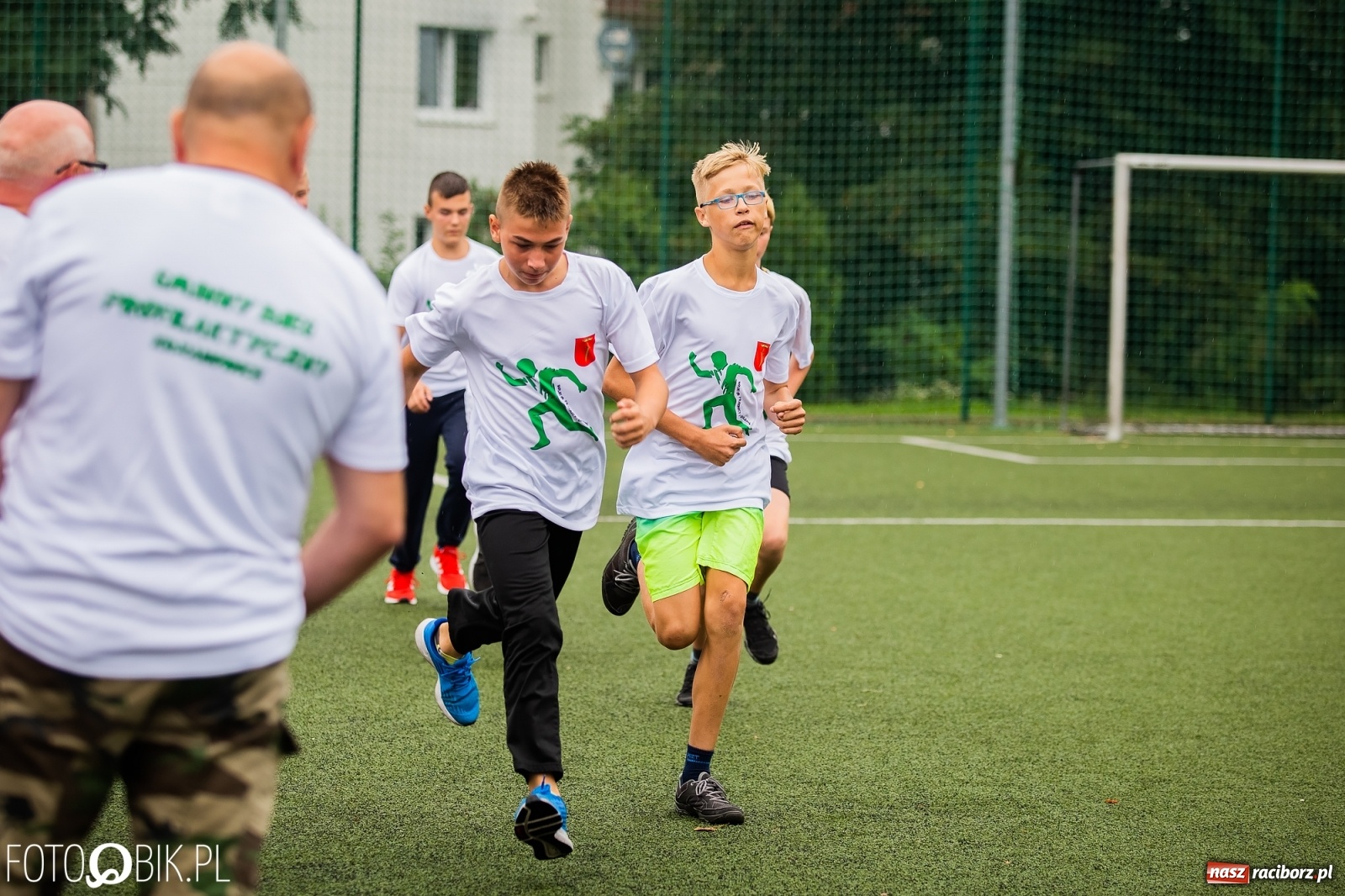 Zdjęcie w galerii na portalu naszraciborz.pl: Wolni od przemocy i uzależnień. Bieg profilaktyczny w Krzanowicach [FOTO i WIDEO] wiadomości z regionu