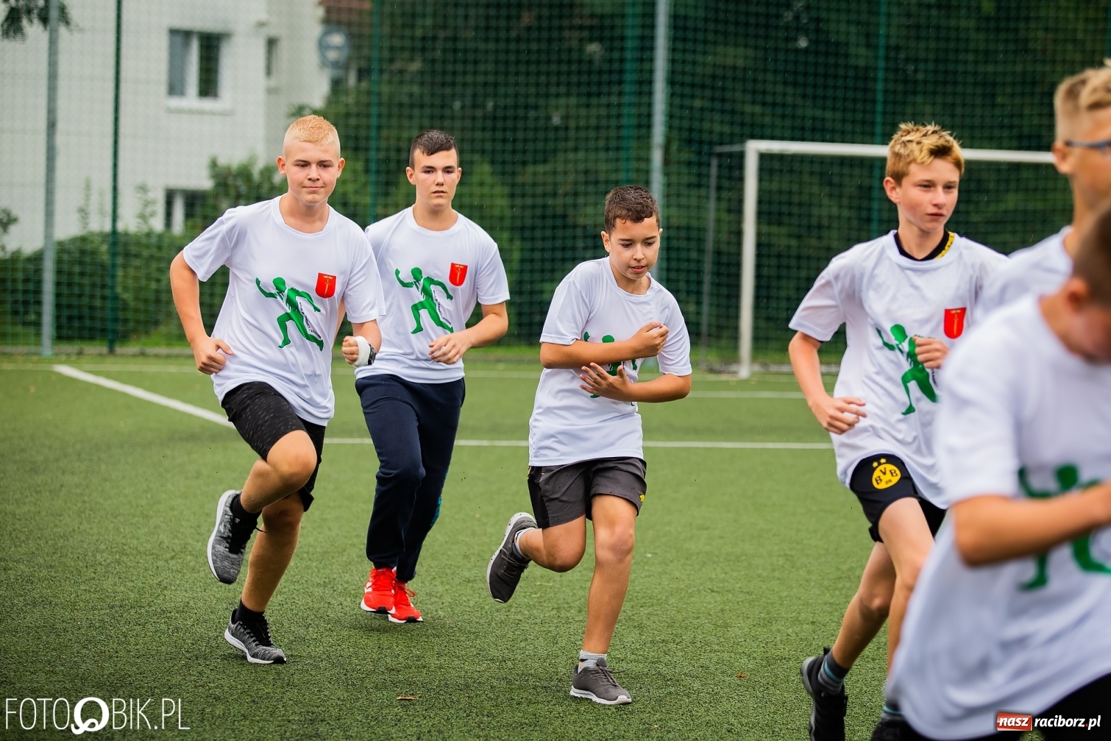 Zdjęcie w galerii na portalu naszraciborz.pl: Wolni od przemocy i uzależnień. Bieg profilaktyczny w Krzanowicach [FOTO i WIDEO] wiadomości z regionu