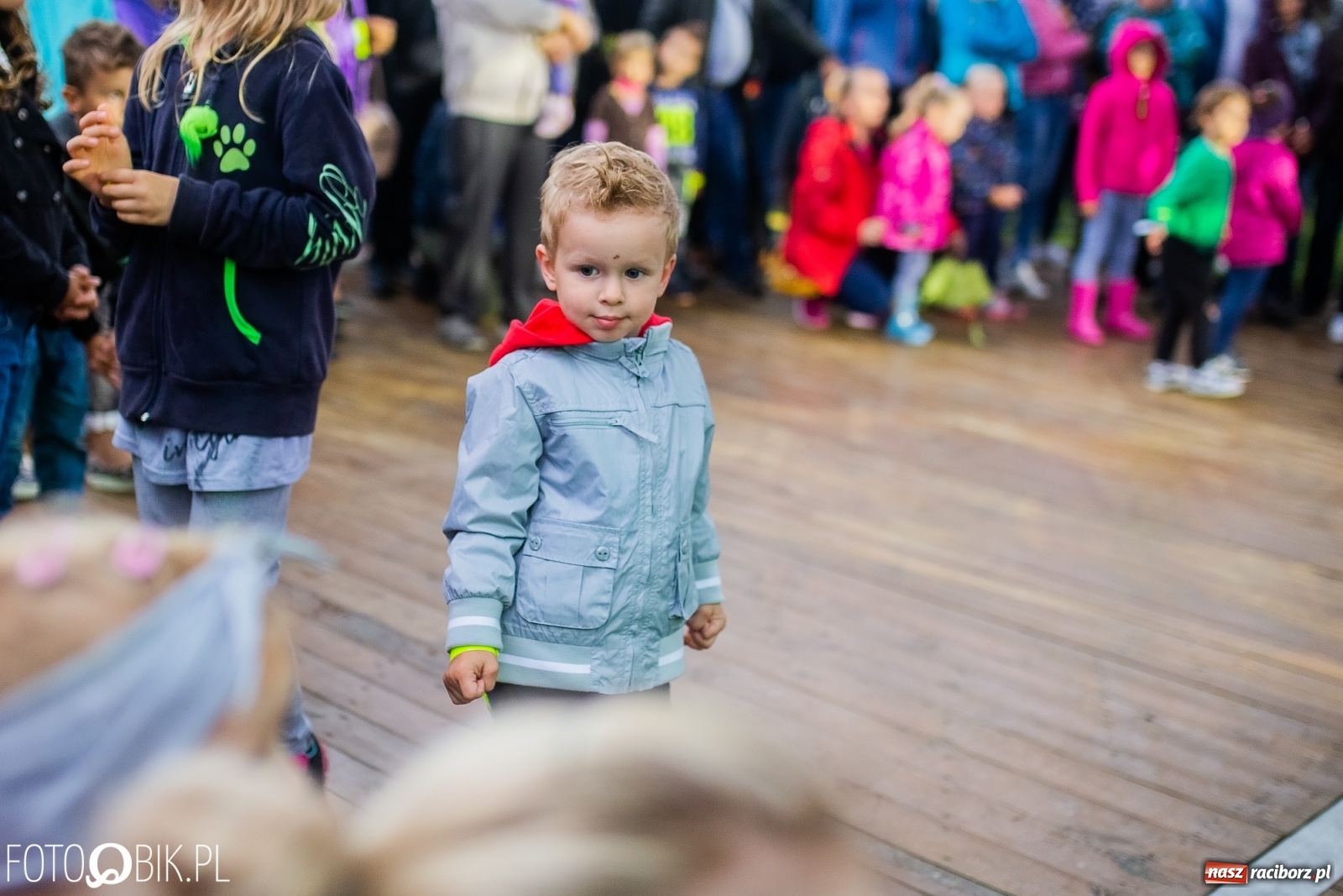Zdjęcie w galerii na portalu naszraciborz.pl: Kombii gwiazdą festynu rodzinnego Rafako [FOTO i WIDEO] wiadomości z regionu