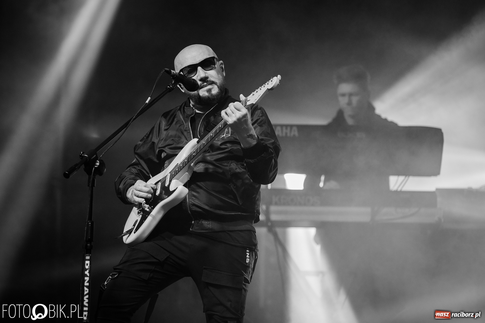 Zdjęcie w galerii na portalu naszraciborz.pl: Kombii gwiazdą festynu rodzinnego Rafako [FOTO i WIDEO] wiadomości z regionu