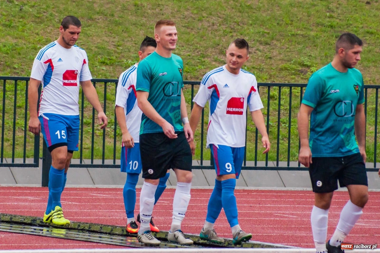Zdjęcie w galerii na portalu naszraciborz.pl: Klasa okręgowa. Trzy punkty na pożegnanie trenera [FOTO i WIDEO] wiadomości z regionu