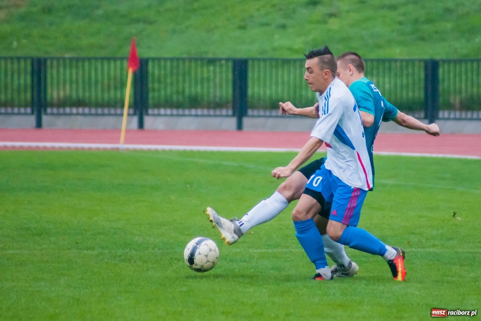 Zdjęcie w galerii na portalu naszraciborz.pl: Klasa okręgowa. Trzy punkty na pożegnanie trenera [FOTO i WIDEO] wiadomości z regionu