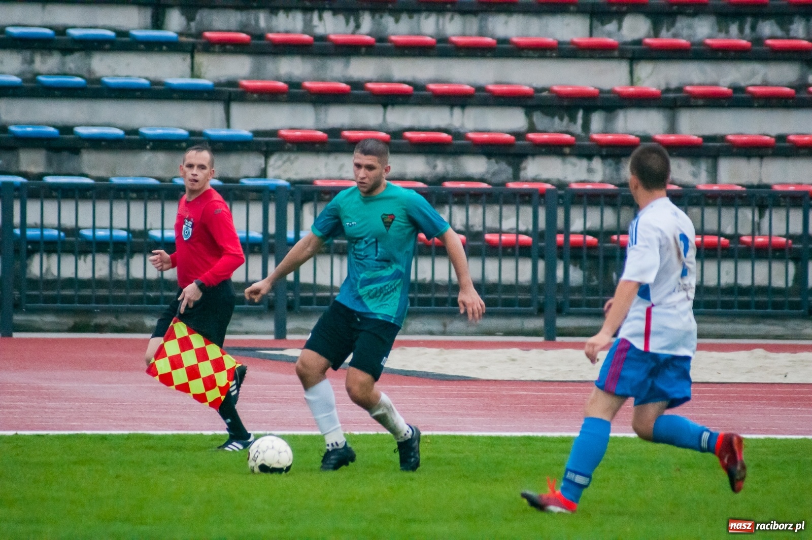 Zdjęcie w galerii na portalu naszraciborz.pl: Klasa okręgowa. Trzy punkty na pożegnanie trenera [FOTO i WIDEO] wiadomości z regionu
