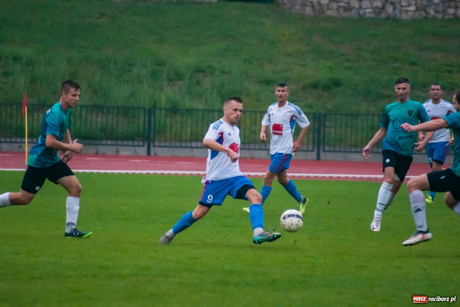 Zdjęcie w galerii na portalu naszraciborz.pl: Klasa okręgowa. Trzy punkty na pożegnanie trenera [FOTO i WIDEO] wiadomości z regionu