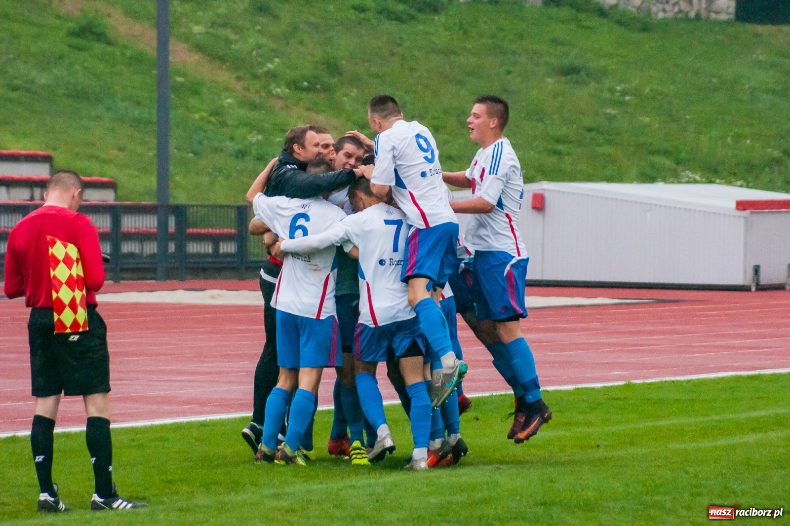 Zdjęcie w galerii na portalu naszraciborz.pl: Klasa okręgowa. Trzy punkty na pożegnanie trenera [FOTO i WIDEO] wiadomości z regionu