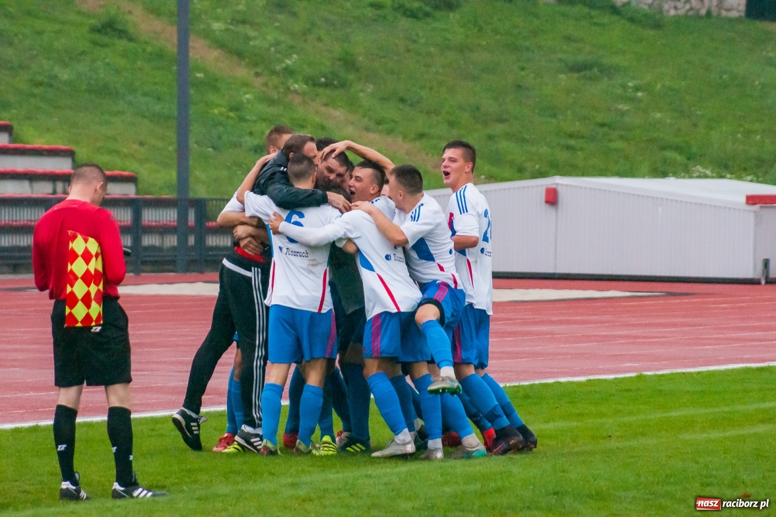 Zdjęcie w galerii na portalu naszraciborz.pl: Klasa okręgowa. Trzy punkty na pożegnanie trenera [FOTO i WIDEO] wiadomości z regionu