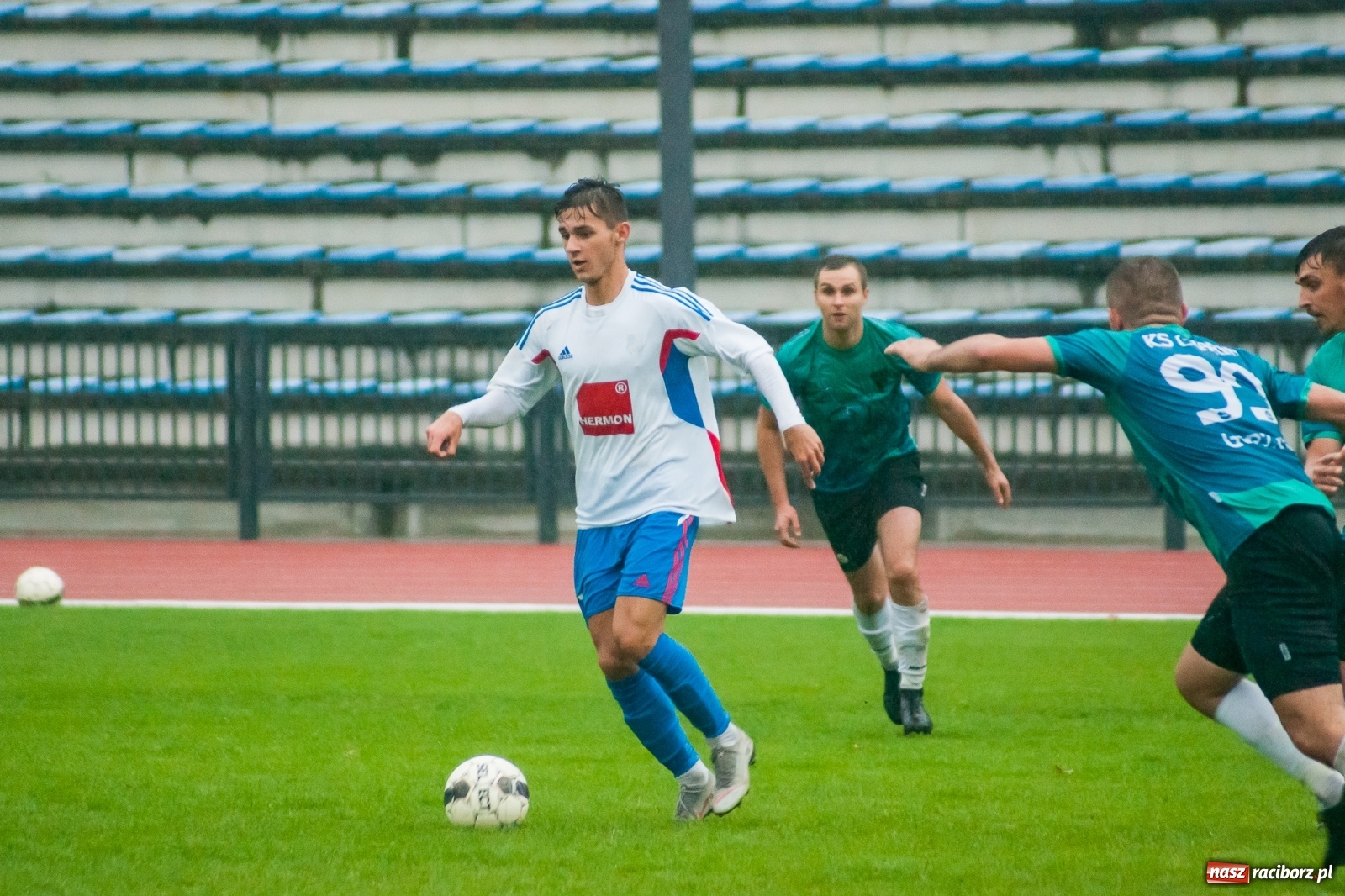 Zdjęcie w galerii na portalu naszraciborz.pl: Klasa okręgowa. Trzy punkty na pożegnanie trenera [FOTO i WIDEO] wiadomości z regionu