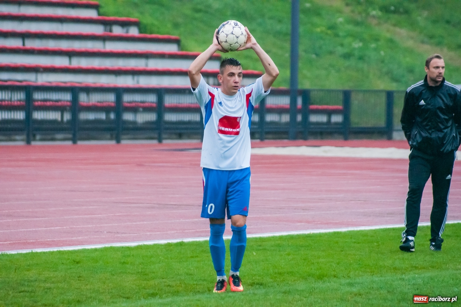 Zdjęcie w galerii na portalu naszraciborz.pl: Klasa okręgowa. Trzy punkty na pożegnanie trenera [FOTO i WIDEO] wiadomości z regionu