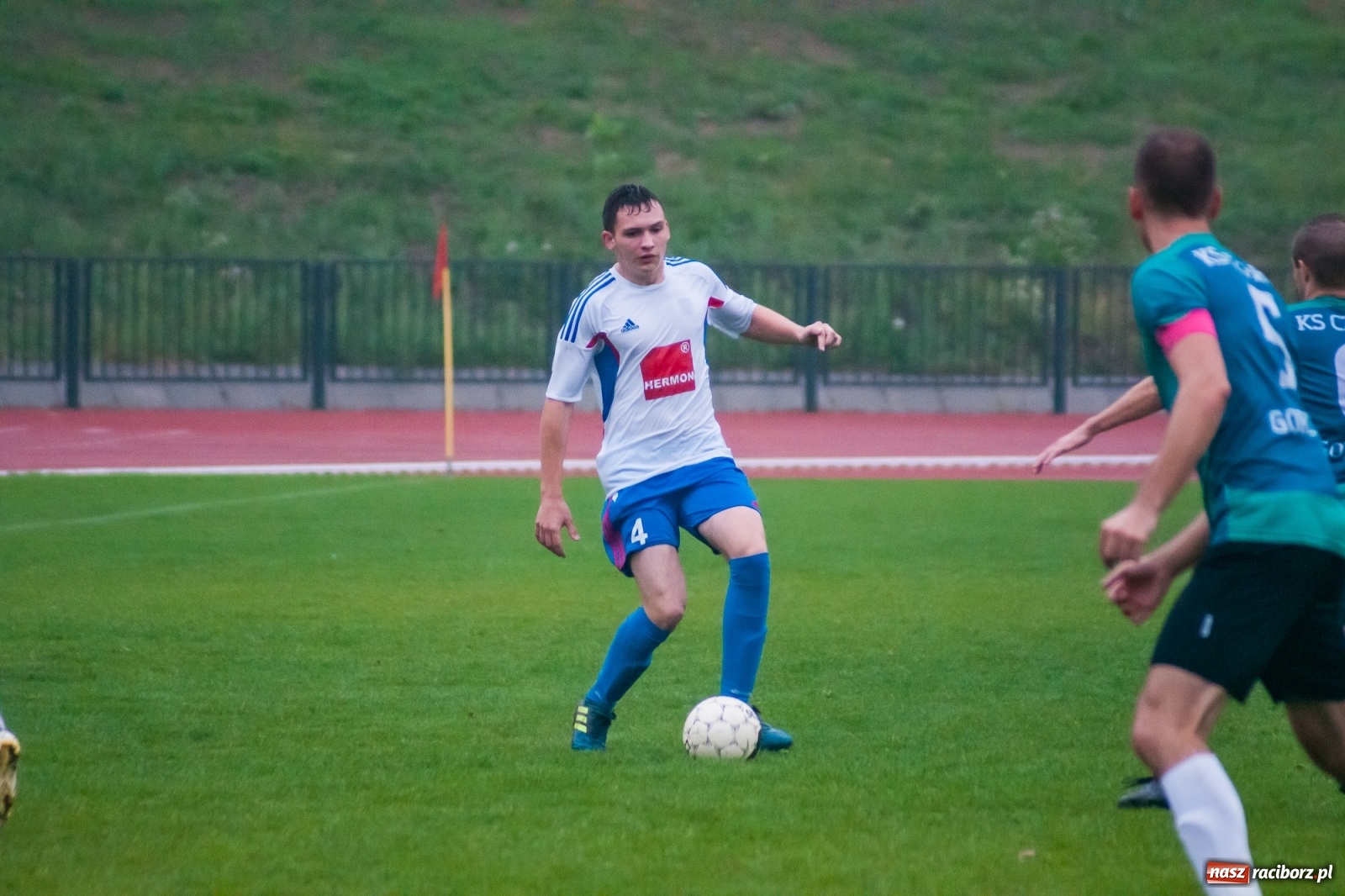 Zdjęcie w galerii na portalu naszraciborz.pl: Klasa okręgowa. Trzy punkty na pożegnanie trenera [FOTO i WIDEO] wiadomości z regionu