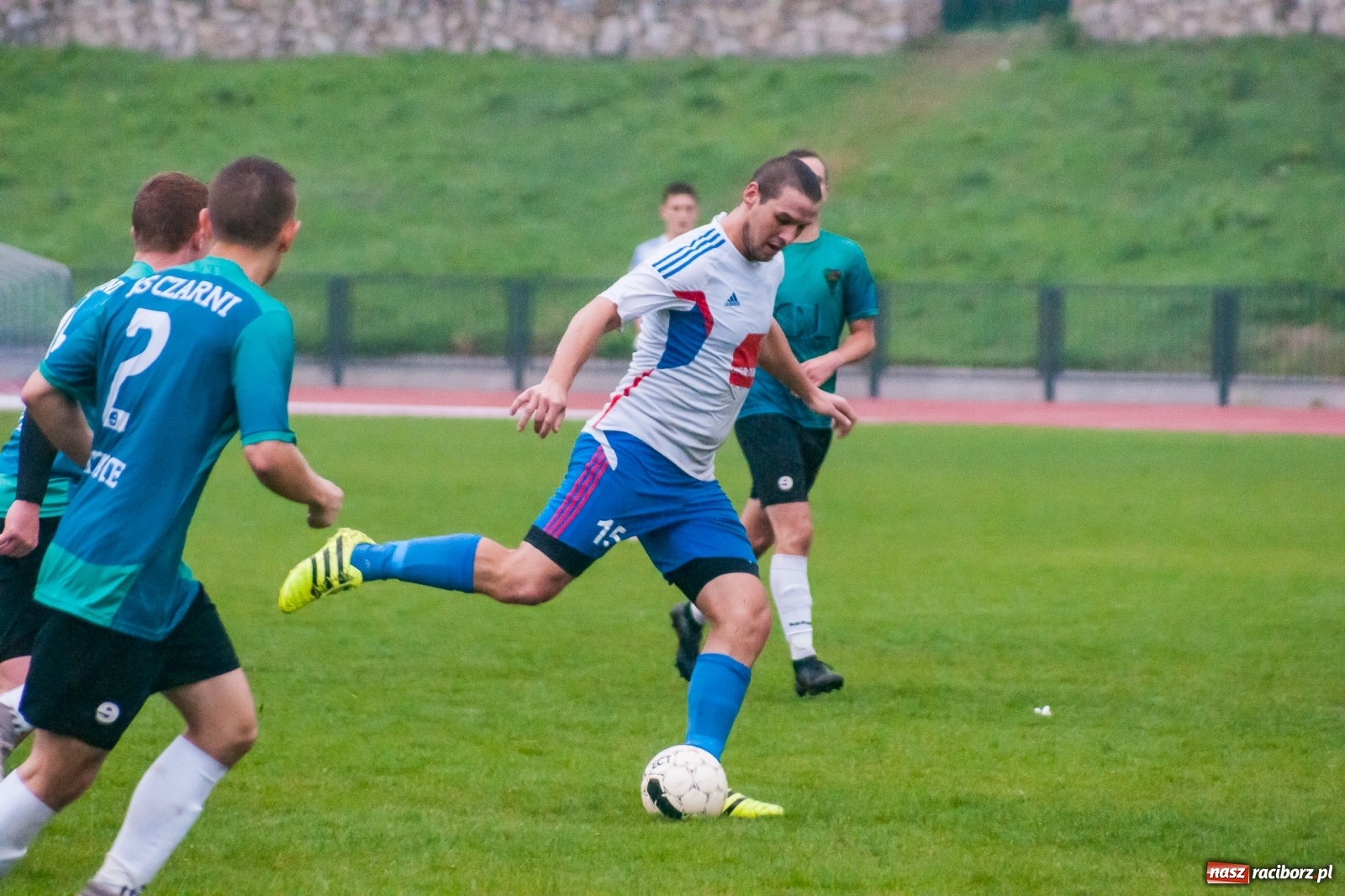 Zdjęcie w galerii na portalu naszraciborz.pl: Klasa okręgowa. Trzy punkty na pożegnanie trenera [FOTO i WIDEO] wiadomości z regionu