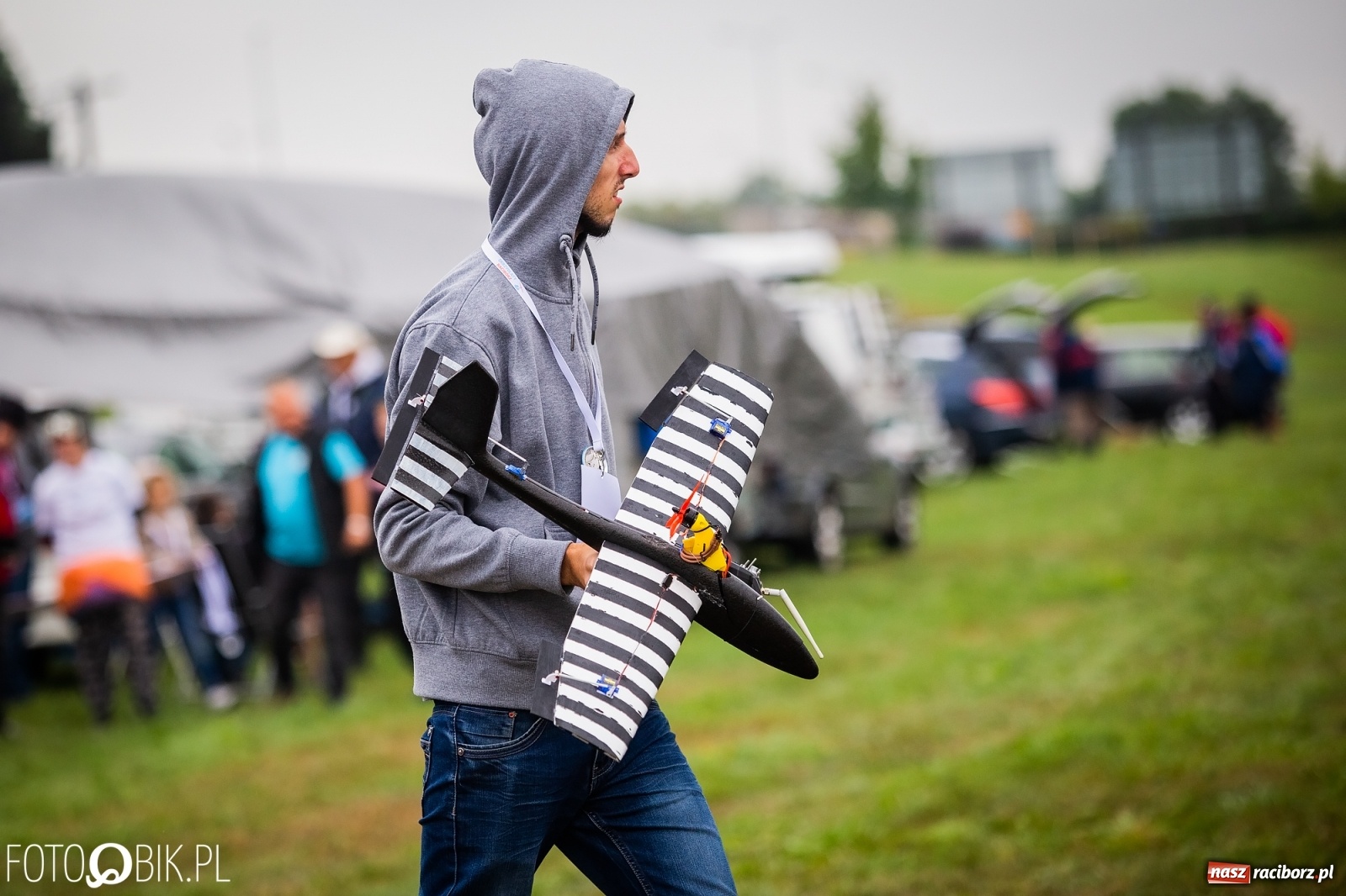 Zdjęcie w galerii na portalu naszraciborz.pl: Raciborskie air show ruszyło! [Relacja LIVE]  wiadomości z regionu