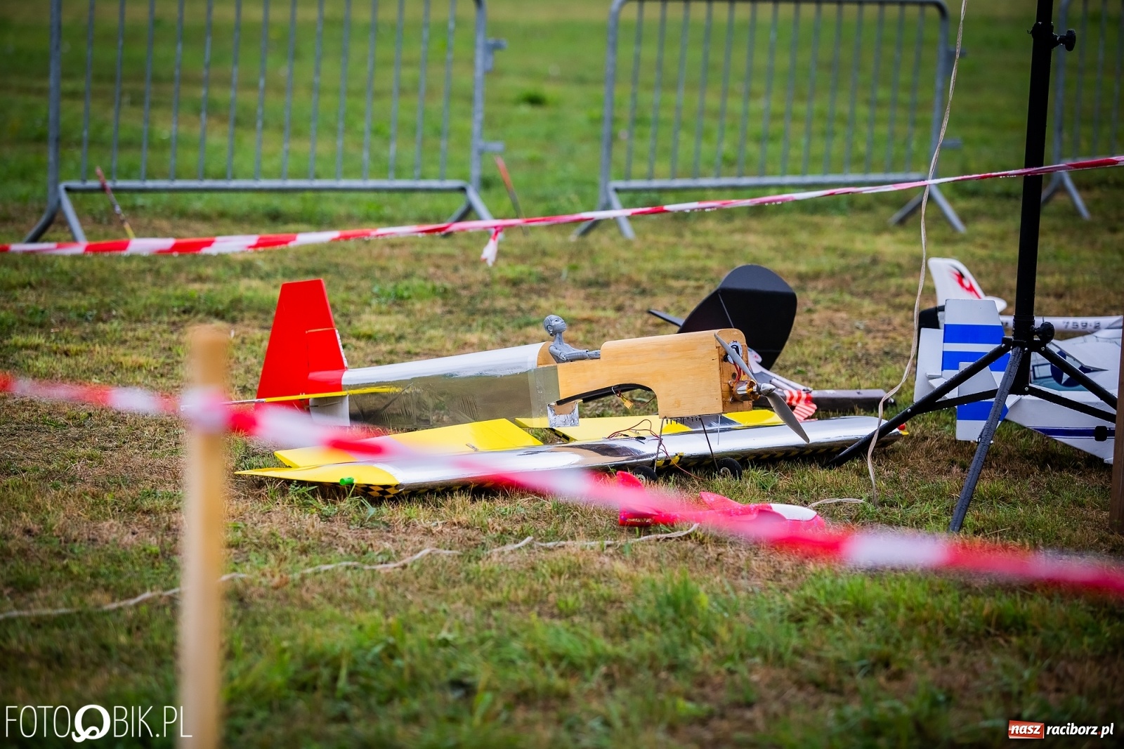 Zdjęcie w galerii na portalu naszraciborz.pl: Raciborskie air show ruszyło! [Relacja LIVE]  wiadomości z regionu