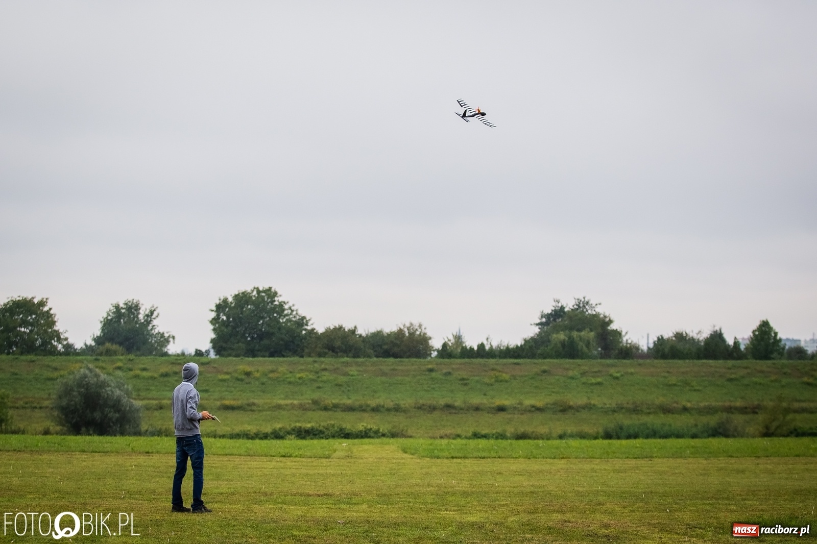 Zdjęcie w galerii na portalu naszraciborz.pl: Raciborskie air show ruszyło! [Relacja LIVE]  wiadomości z regionu