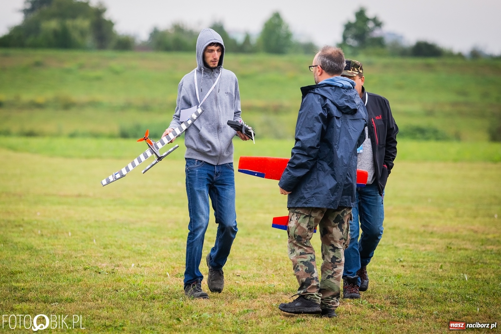 Zdjęcie w galerii na portalu naszraciborz.pl: Raciborskie air show ruszyło! [Relacja LIVE]  wiadomości z regionu