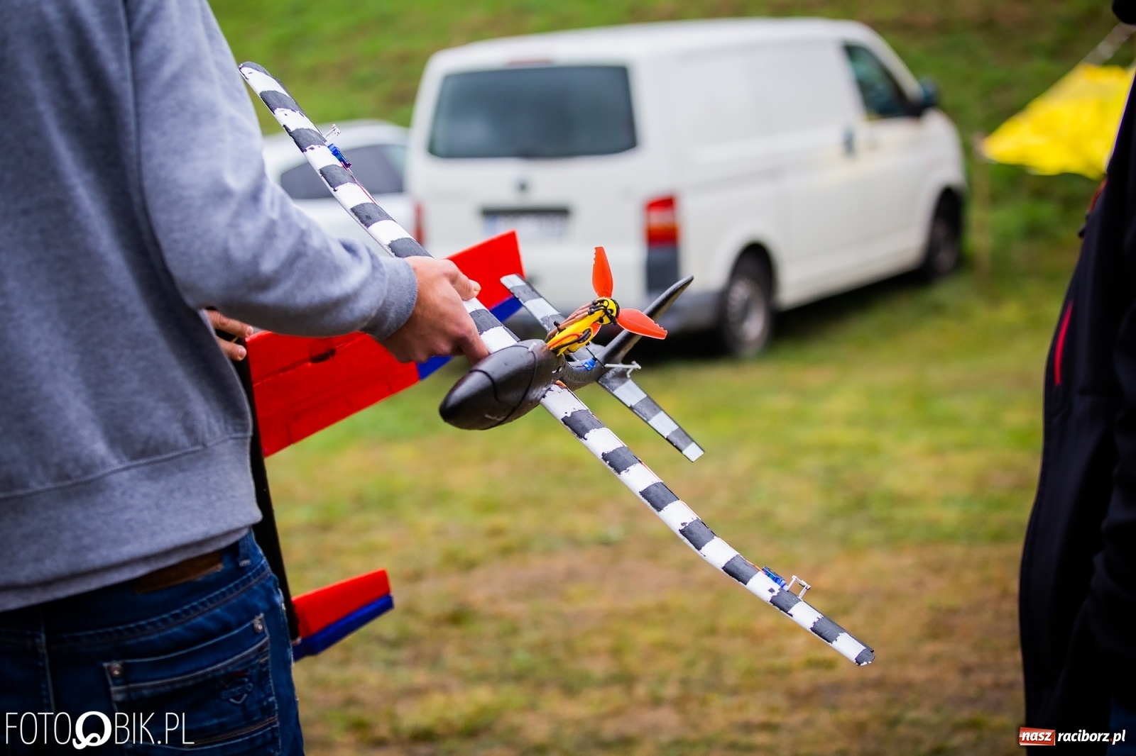 Zdjęcie w galerii na portalu naszraciborz.pl: Raciborskie air show ruszyło! [Relacja LIVE]  wiadomości z regionu