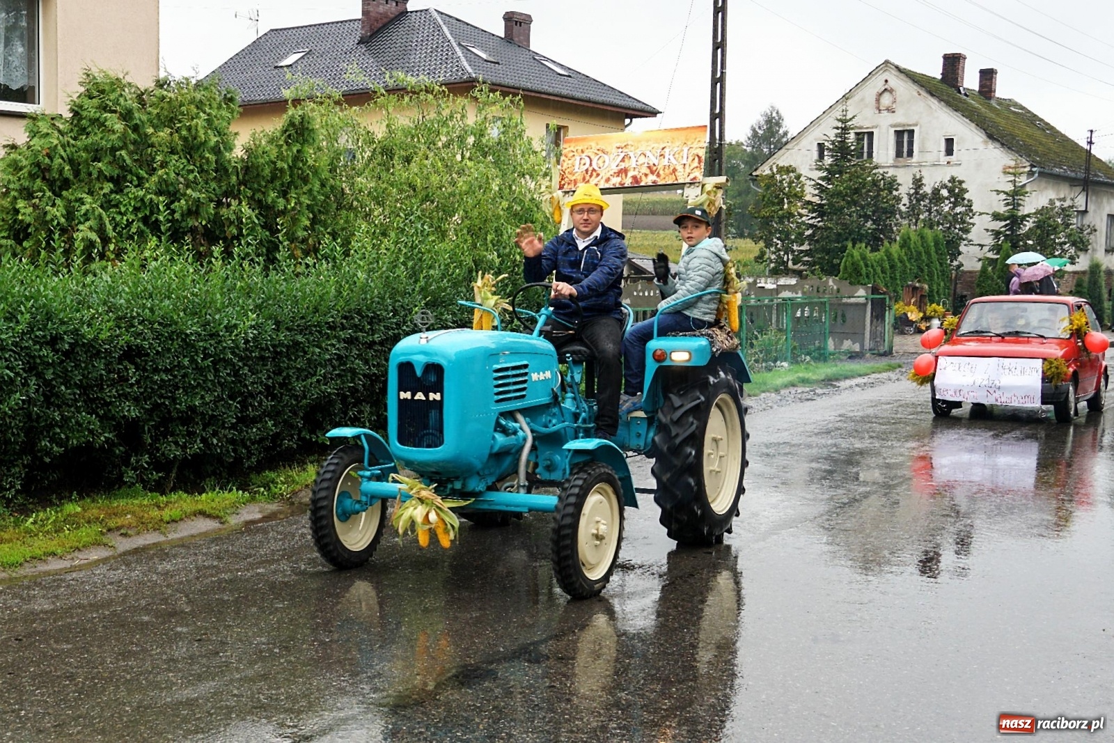 Zdjęcie w galerii na portalu naszraciborz.pl: Deszczowe dożynki w Gamowie [FOTO i WIDEO]  wiadomości z regionu