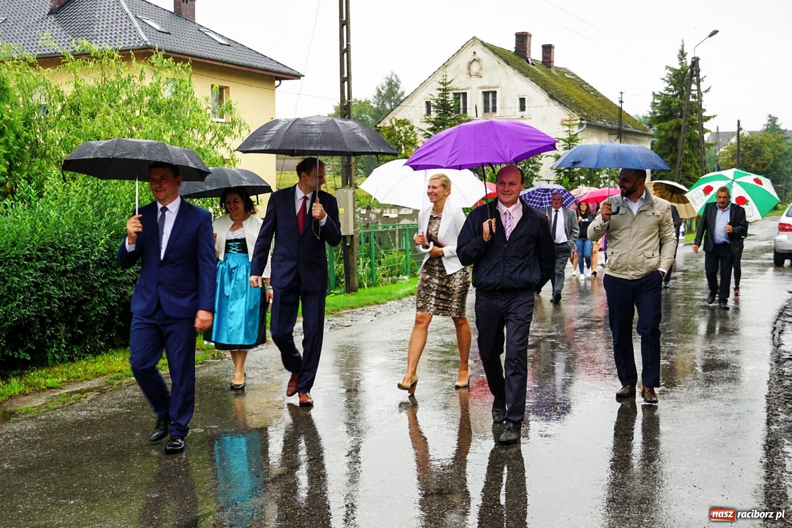 Zdjęcie w galerii na portalu naszraciborz.pl: Deszczowe dożynki w Gamowie [FOTO i WIDEO]  wiadomości z regionu