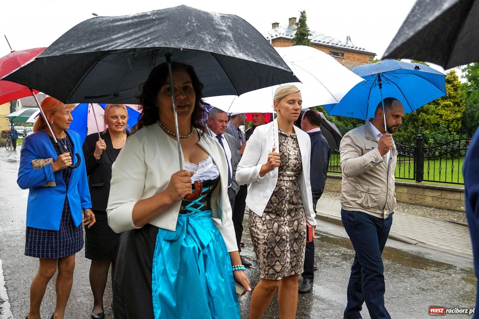 Zdjęcie w galerii na portalu naszraciborz.pl: Deszczowe dożynki w Gamowie [FOTO i WIDEO]  wiadomości z regionu