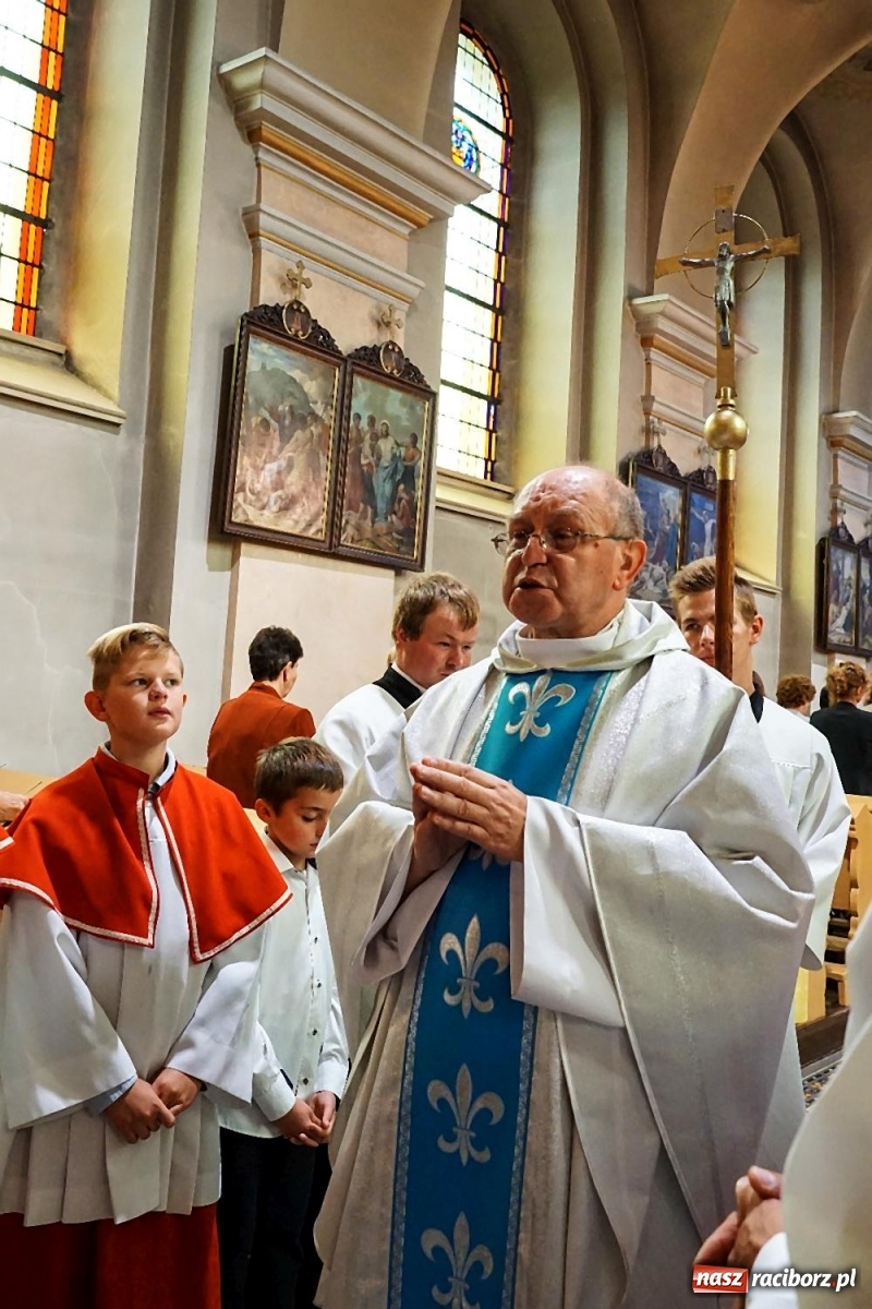 Zdjęcie w galerii na portalu naszraciborz.pl: Deszczowe dożynki w Gamowie [FOTO i WIDEO]  wiadomości z regionu