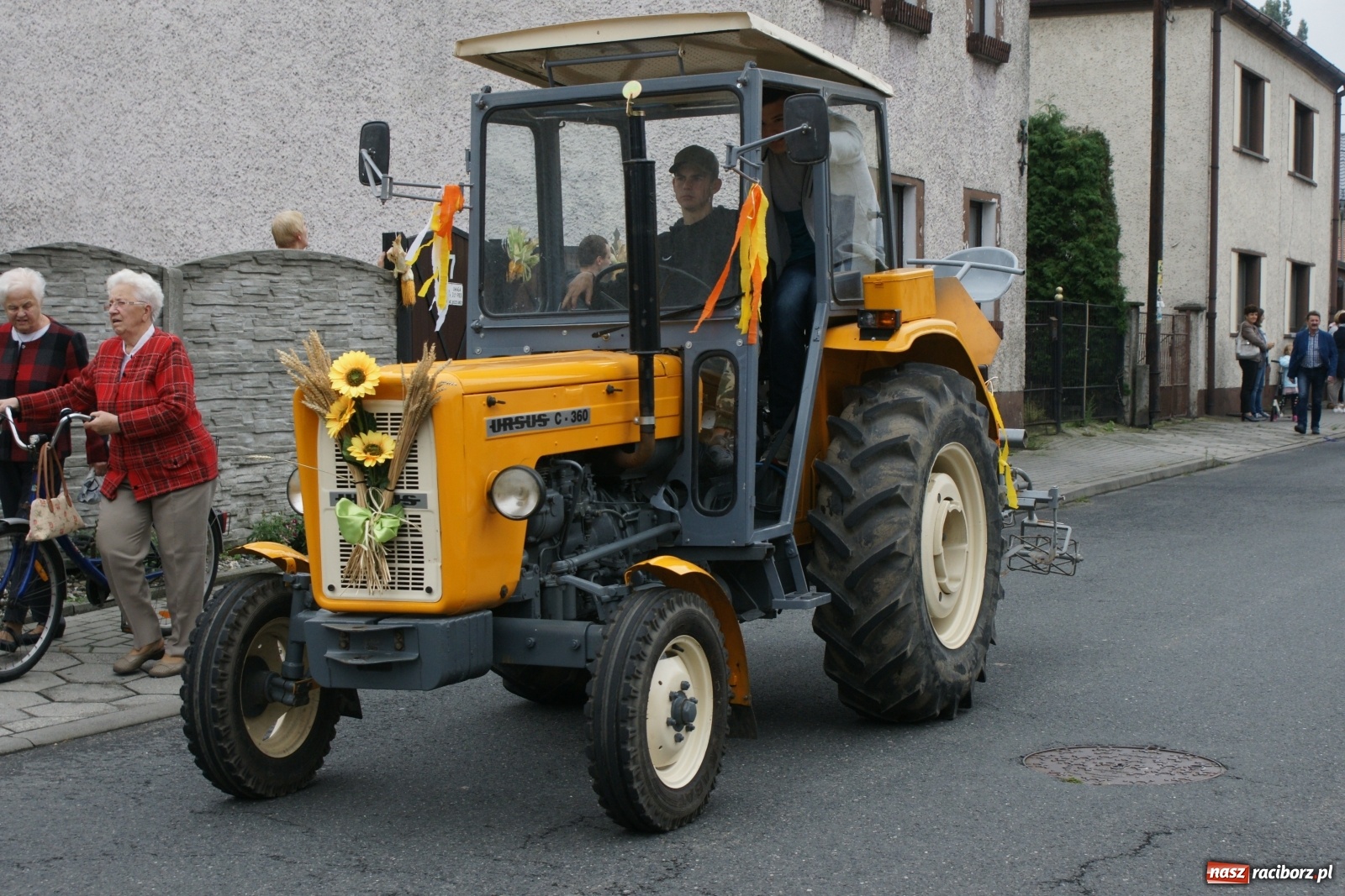 Zdjęcie w galerii na portalu naszraciborz.pl: Rolnicy ze Studziennej podziękowali za plony [FOTO i WIDEO] wiadomości z regionu