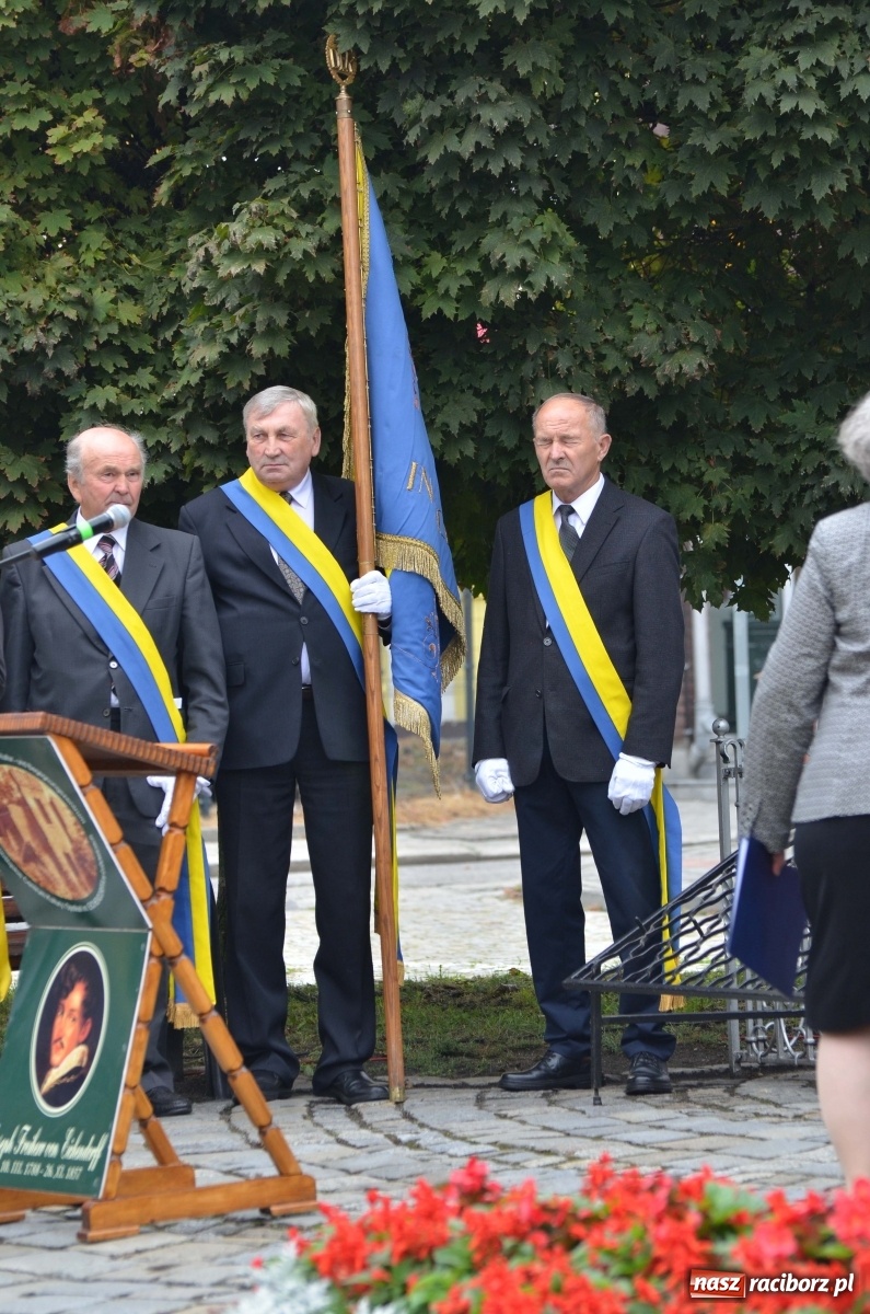 Zdjęcie w galerii na portalu naszraciborz.pl: W Raciborzu świętowano 25. rocznicę odsłonięcia pomnika Eichendorffa [FOTO i WIDEO]  wiadomości z regionu